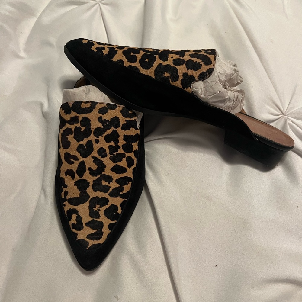 Halogen leopard print seuede mules